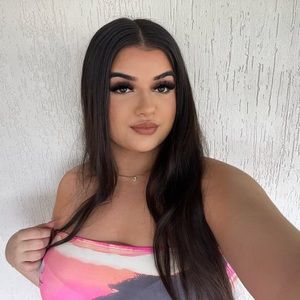 Meet your Posher, Themelina